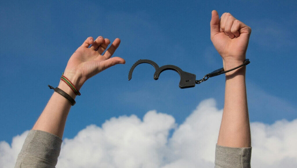 a person breaks free of their handcuffs