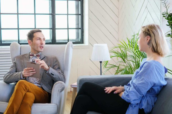 psychologist-2025-04-01-20-51-11-utc(2)