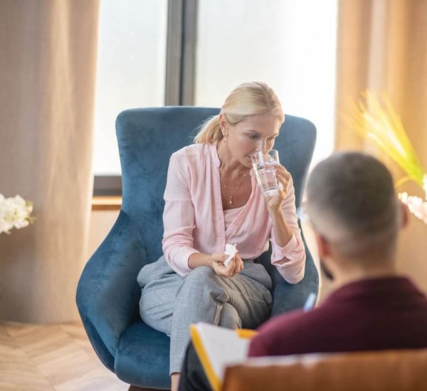 woman-drinking-water-while-feeling-emotional-shari-2026-01-05-05-29-44-utc(1)